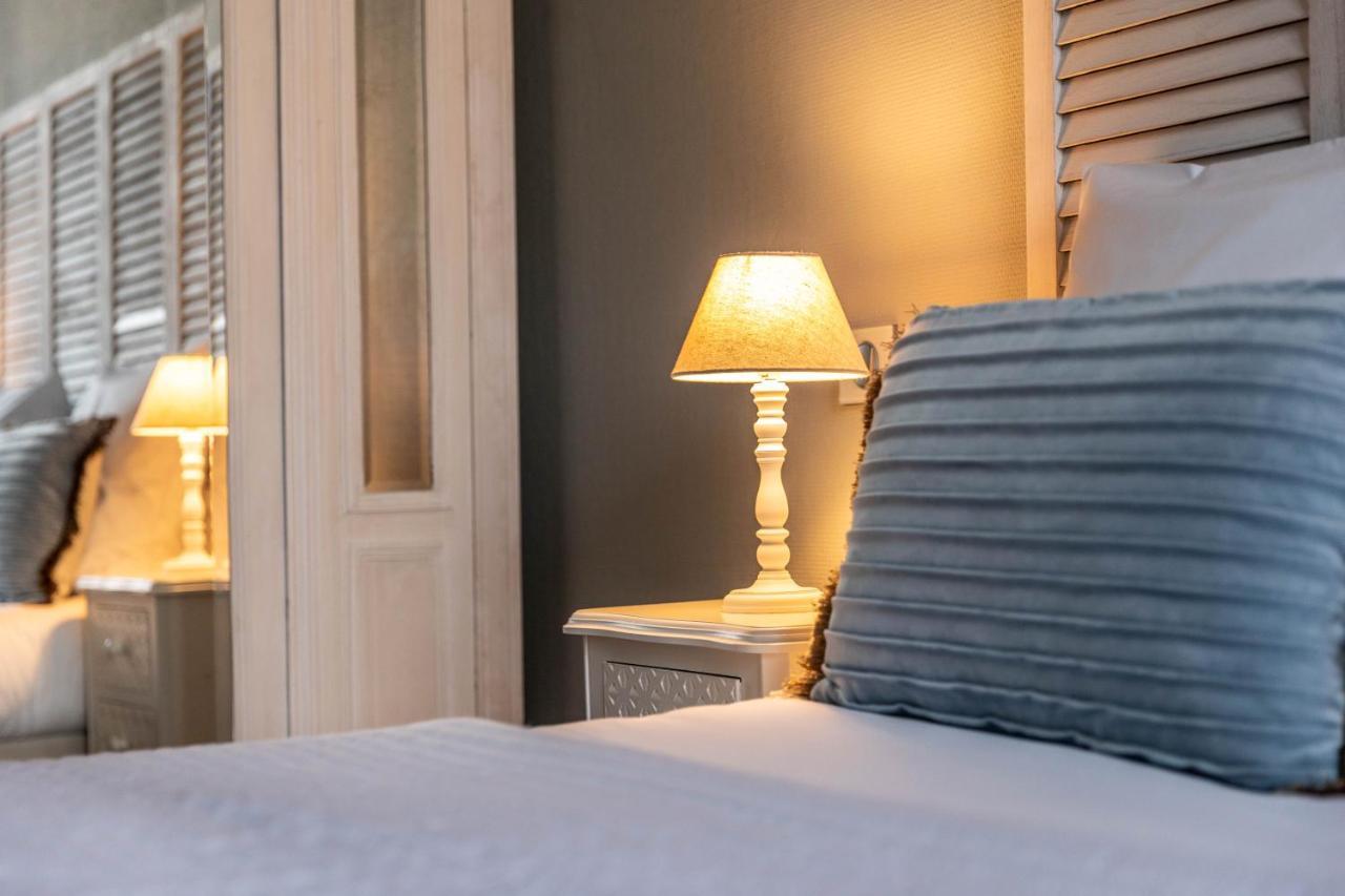 Hotel O Chateau Hayange Bagian luar foto